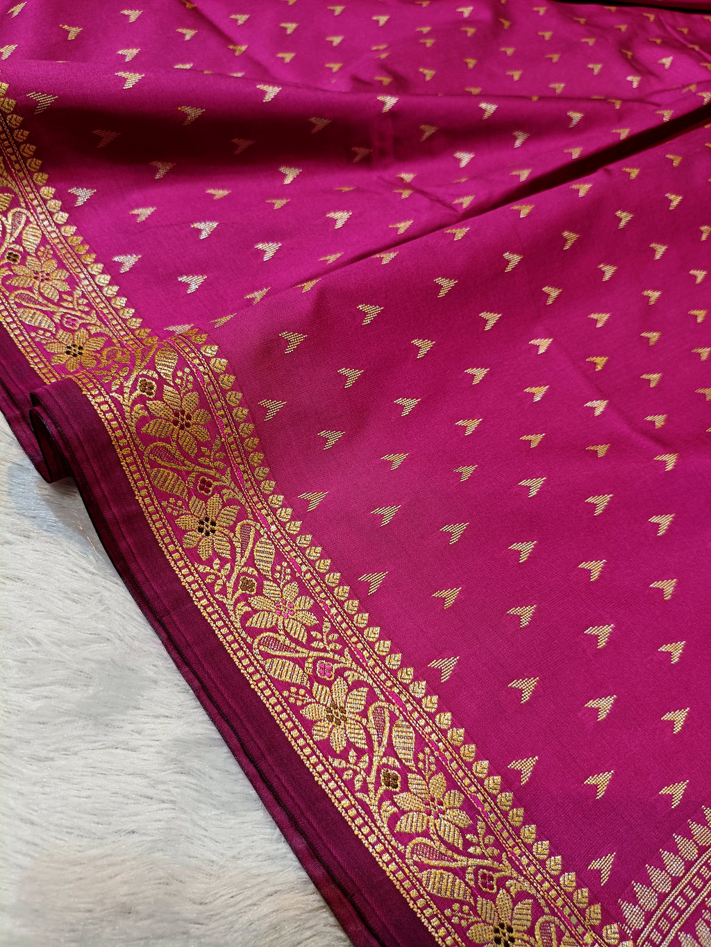 Rani Pink Shade Reshmi Banarasi Silk Saree