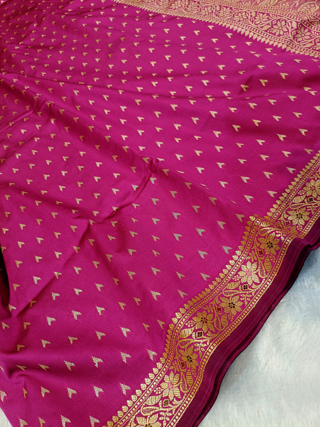 Rani Pink Shade Reshmi Banarasi Silk Saree