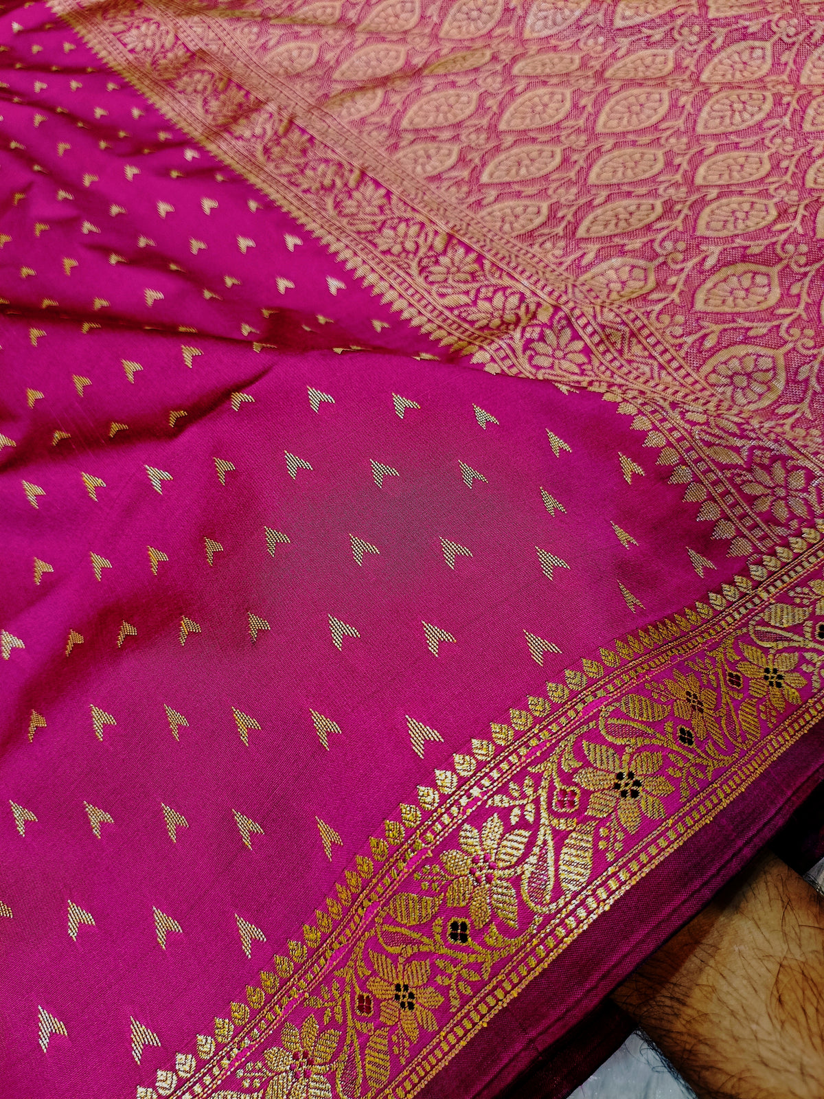 Rani Pink Shade Reshmi Banarasi Silk Saree