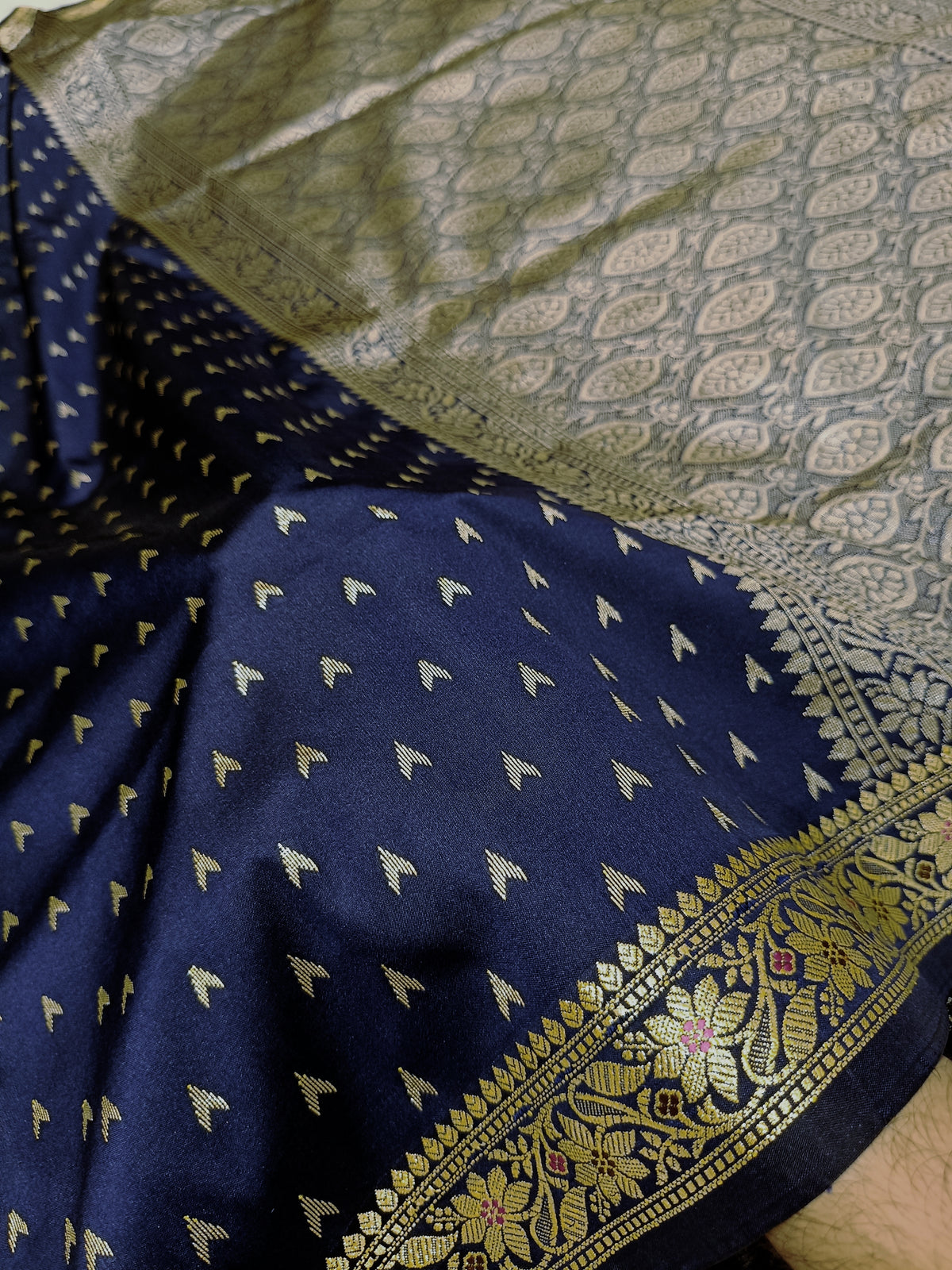 Navy Blue Shade Reshmi Banarasi Silk Saree