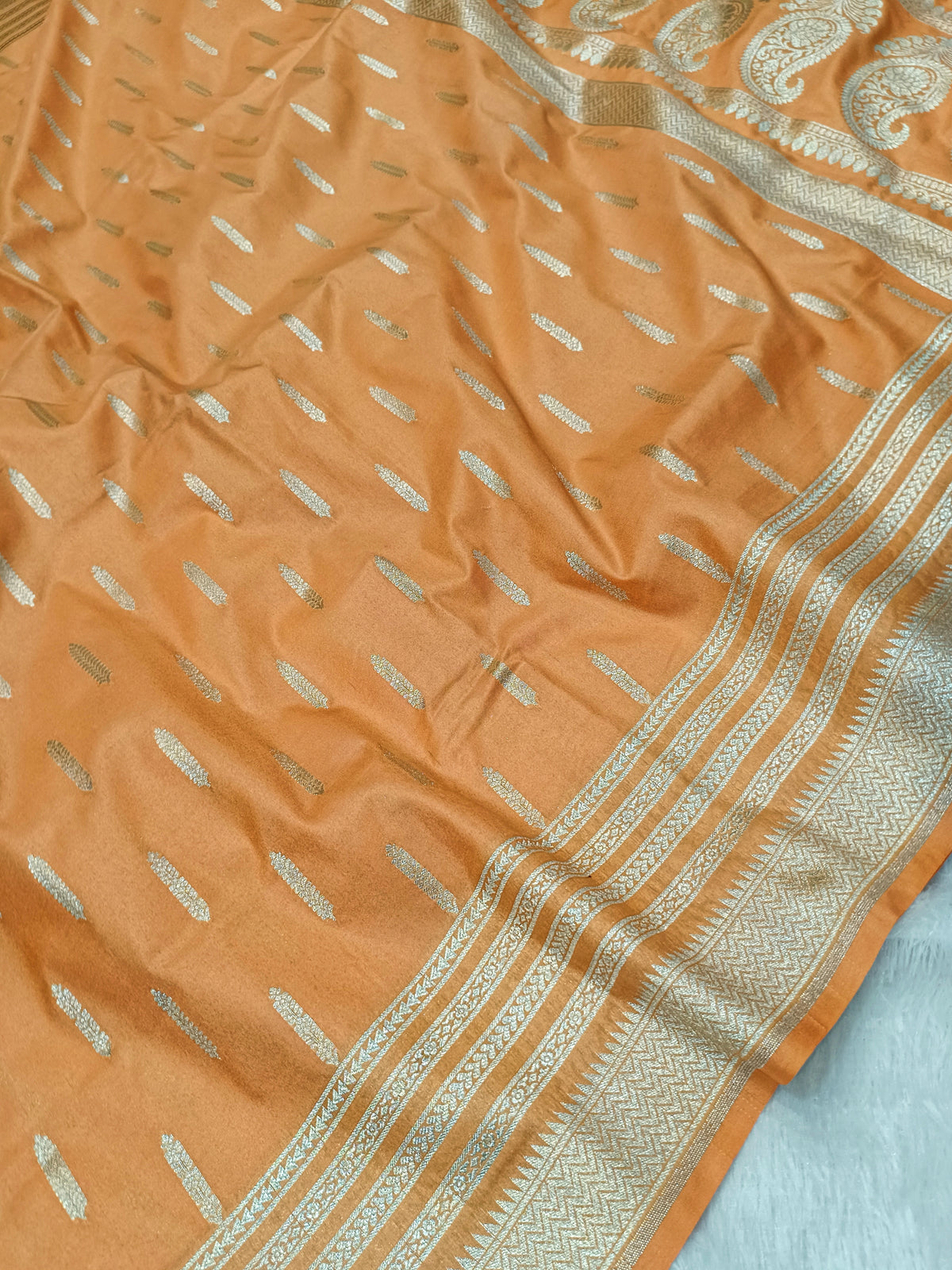 Peach Orange Shade Handwoven Kataan Silk Banarasi