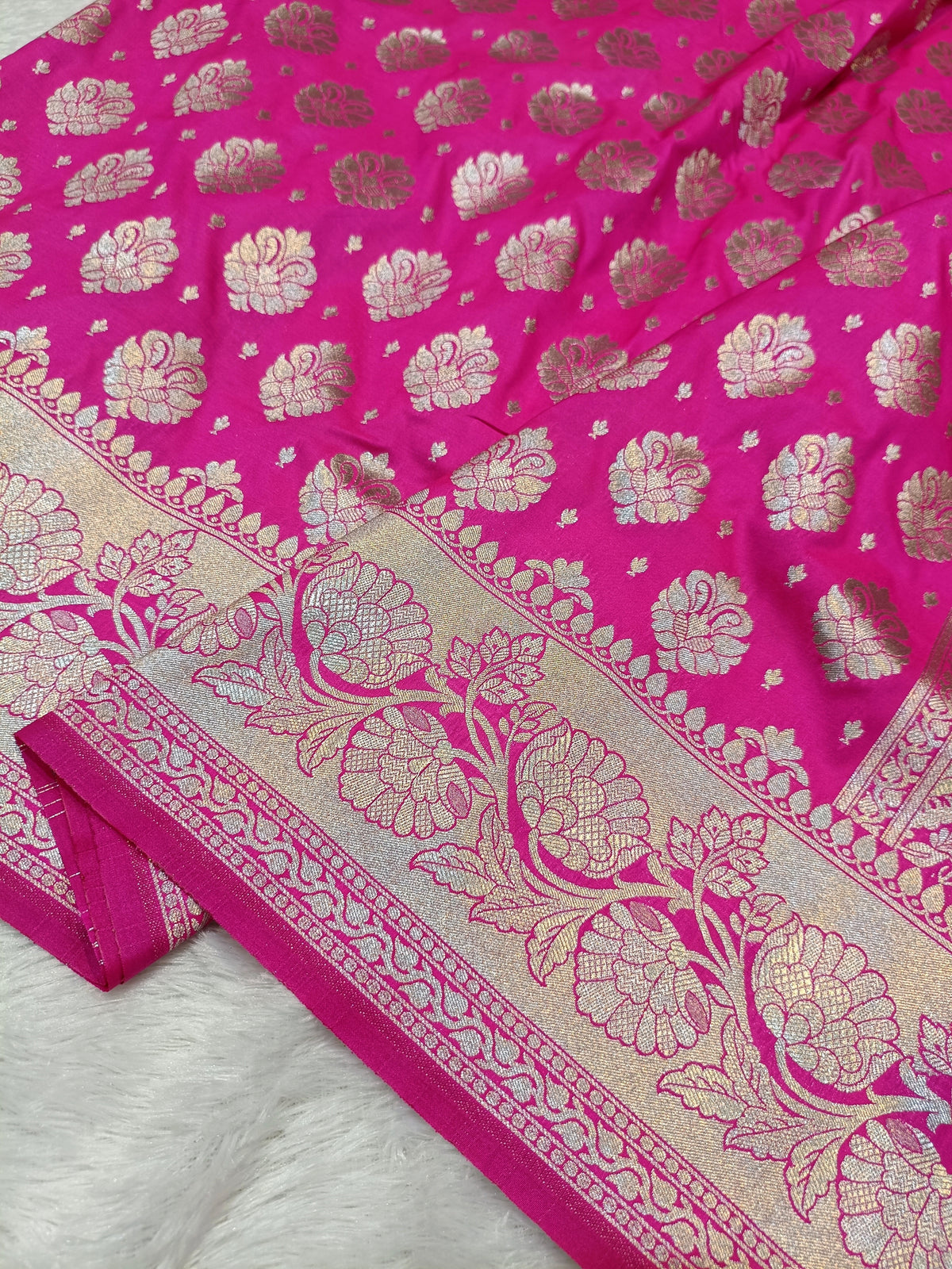 Rani Pink Shade Handwoven Paper Kataan Silk Banarasi