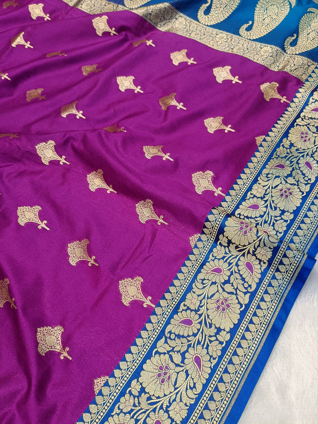 Magenta with Firozi Blue Shade Handwoven Paper Kataan Silk Meena Border