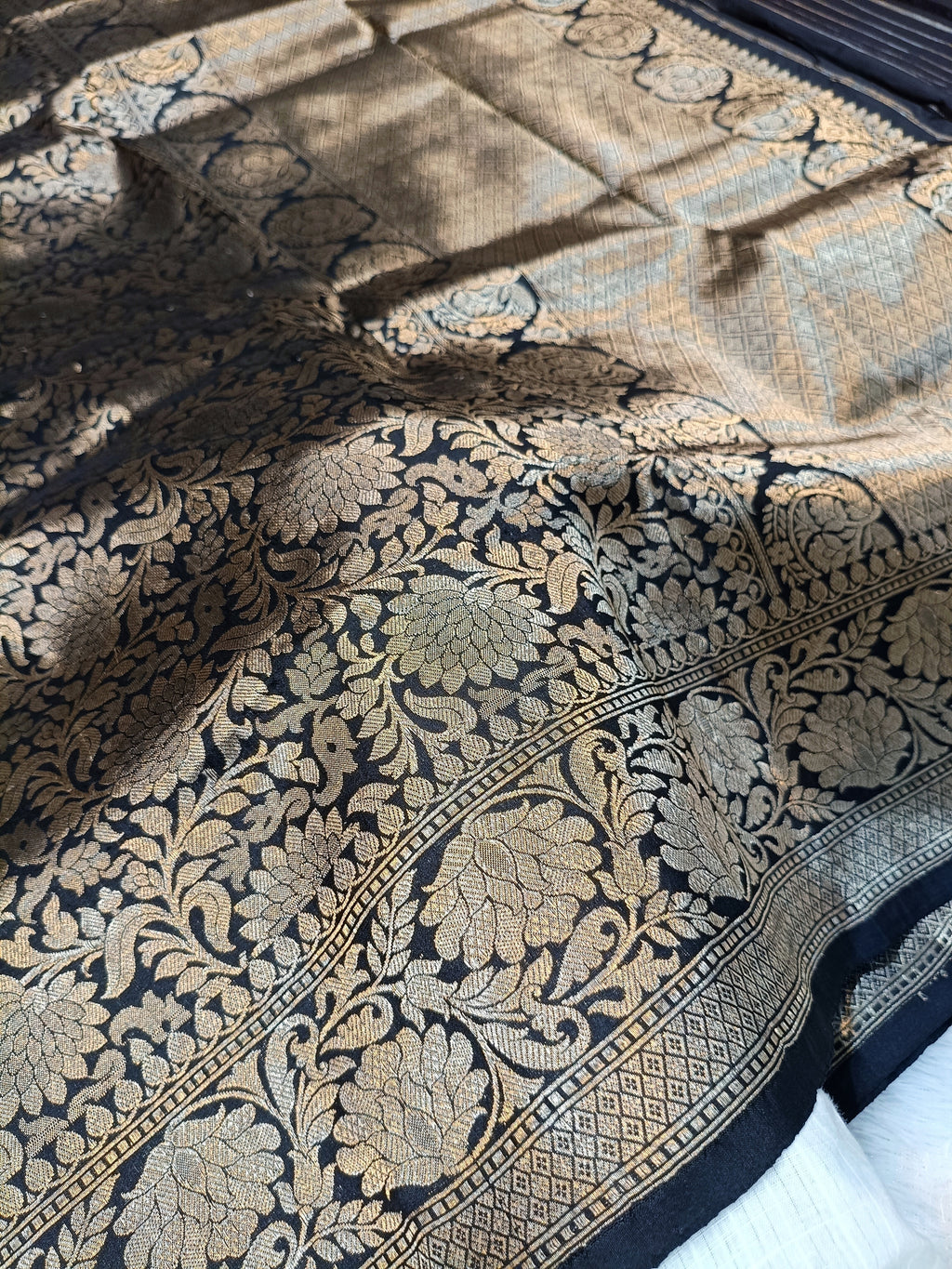 Black Shade Handwoven High Percentage Zari Kataan Silk Brocade Banarasi