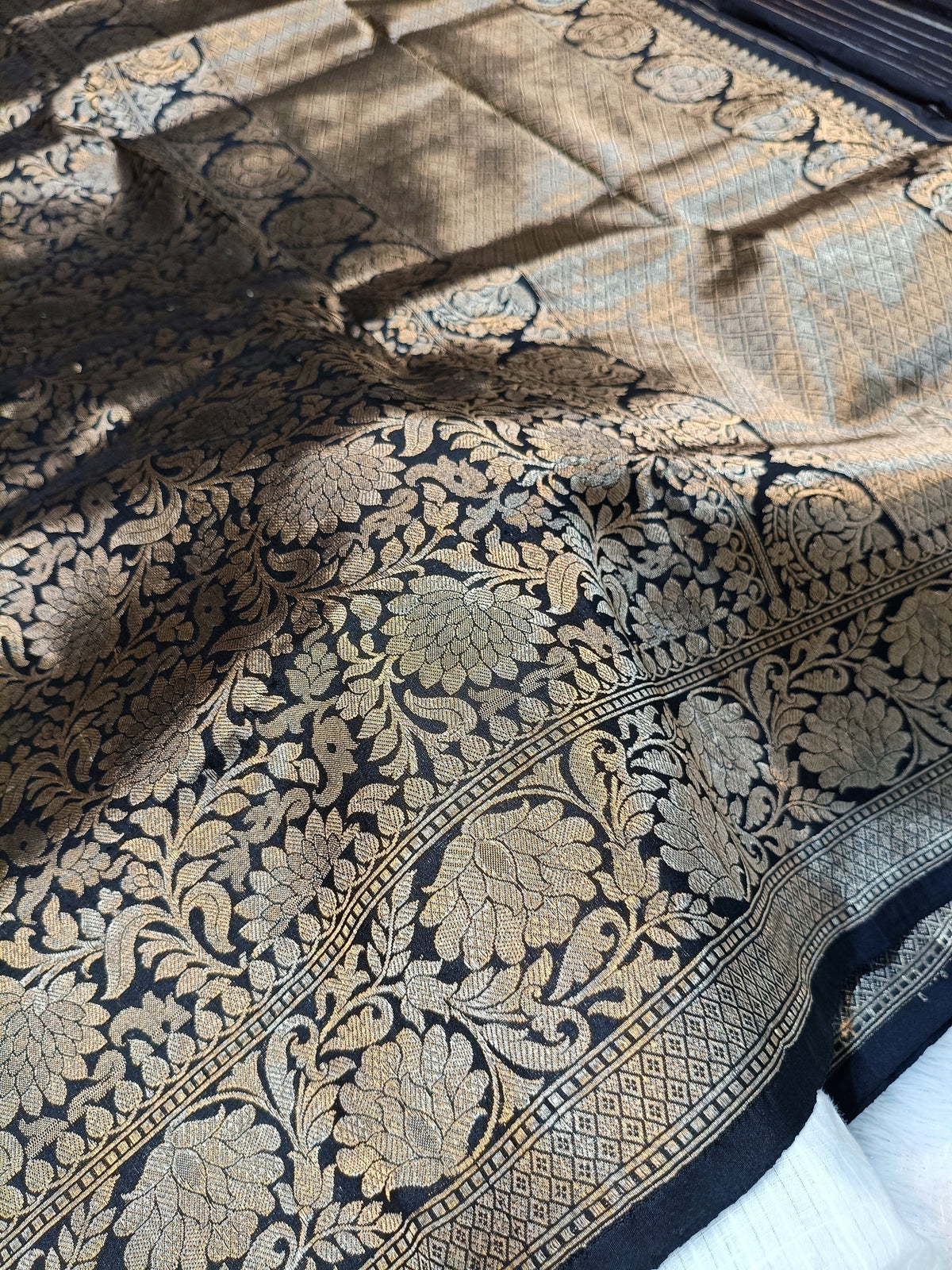 Black Shade Handwoven High Percentage Zari Kataan Silk Brocade Banarasi