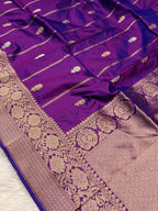 Magenta Purple Shade Handwoven High Percentage Kataan Silk Banarasi