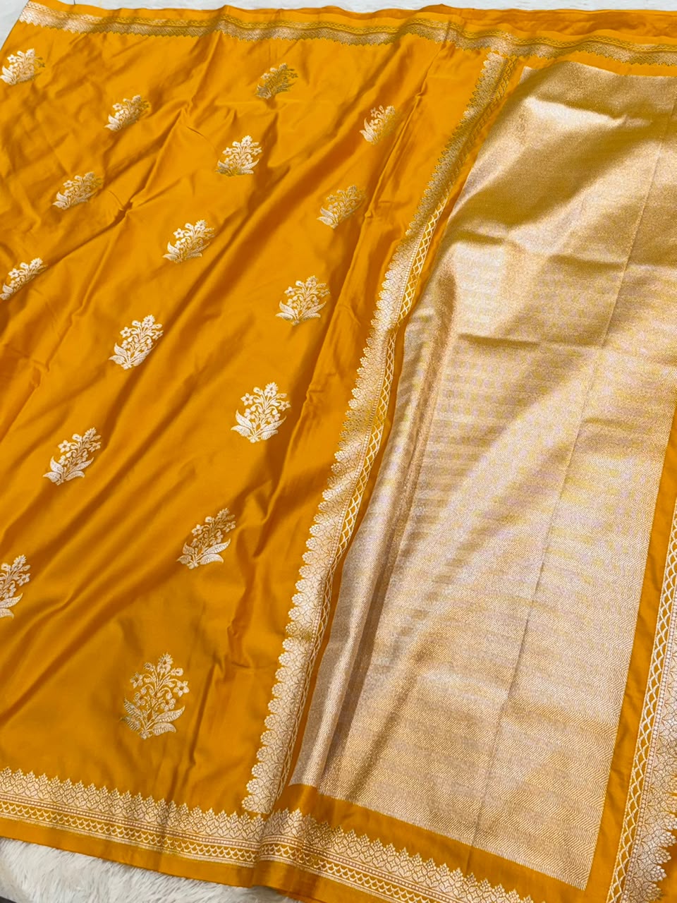 Mustard Shade Handwoven Kataan Mashru Silk Saree