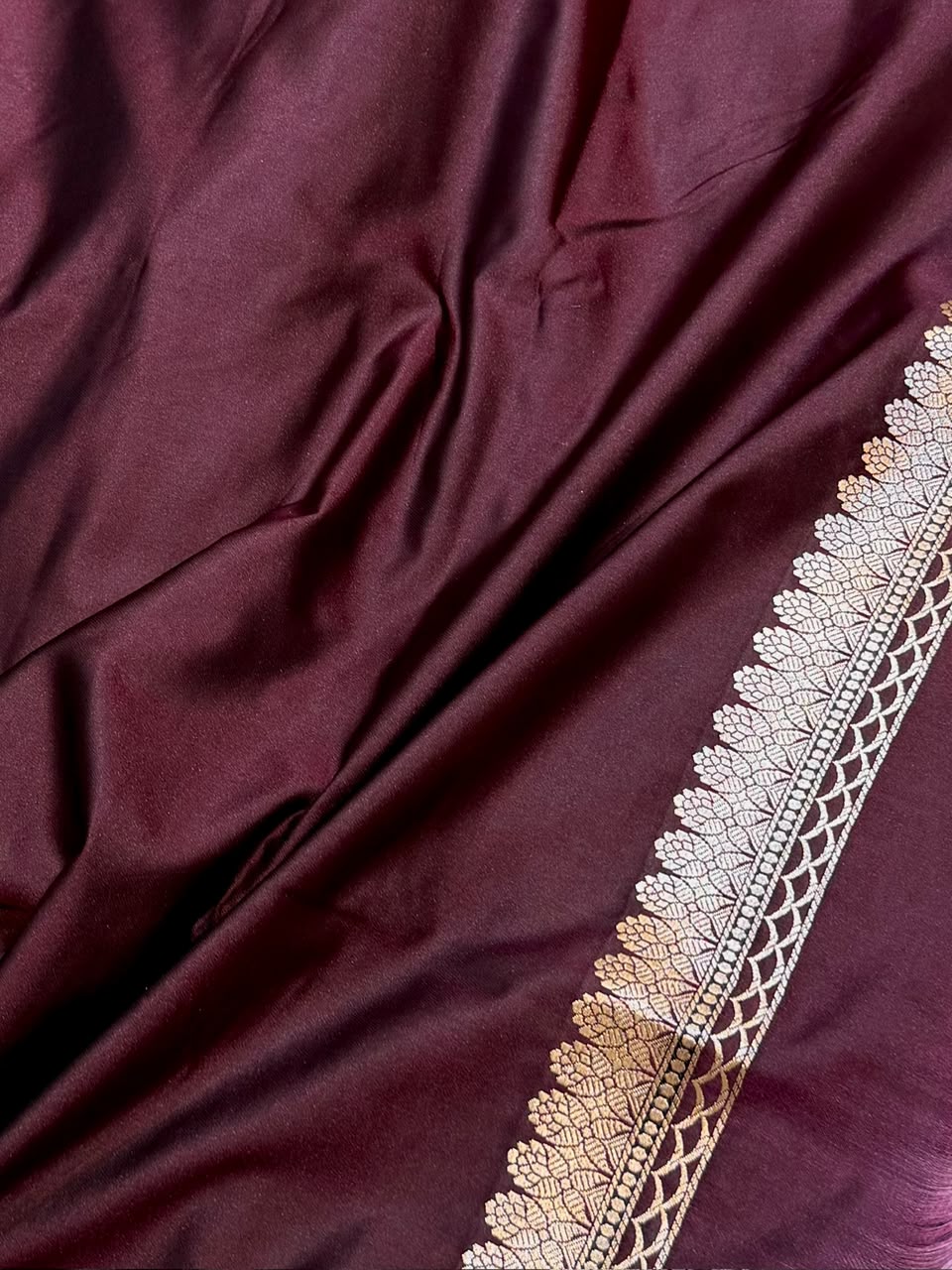 Coffee Brown Shade Handwoven Kataan Mashru Silk Banarasi