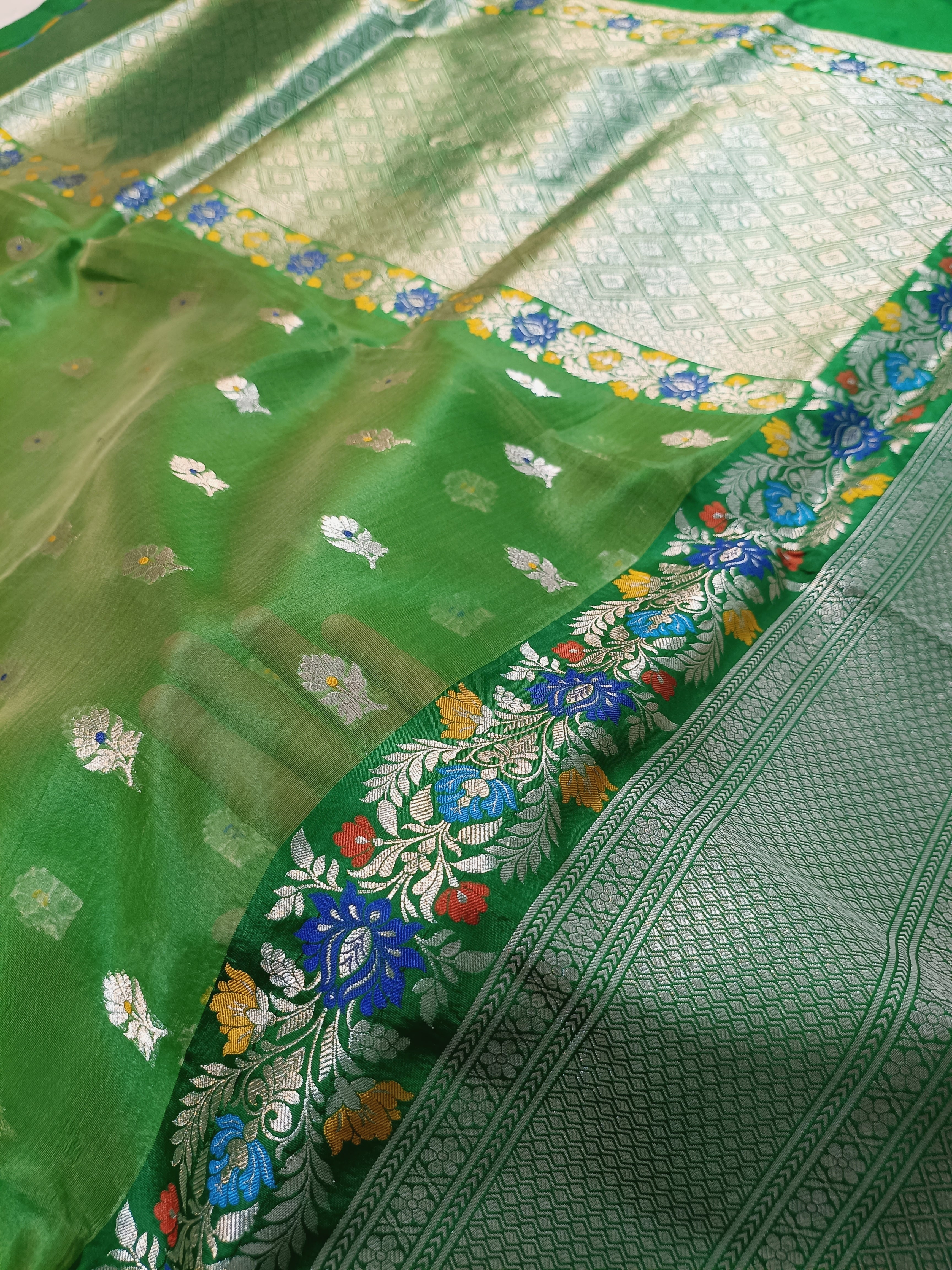 Pure Kora Organza Silk Banarasi Saree with Contrast Floral Border