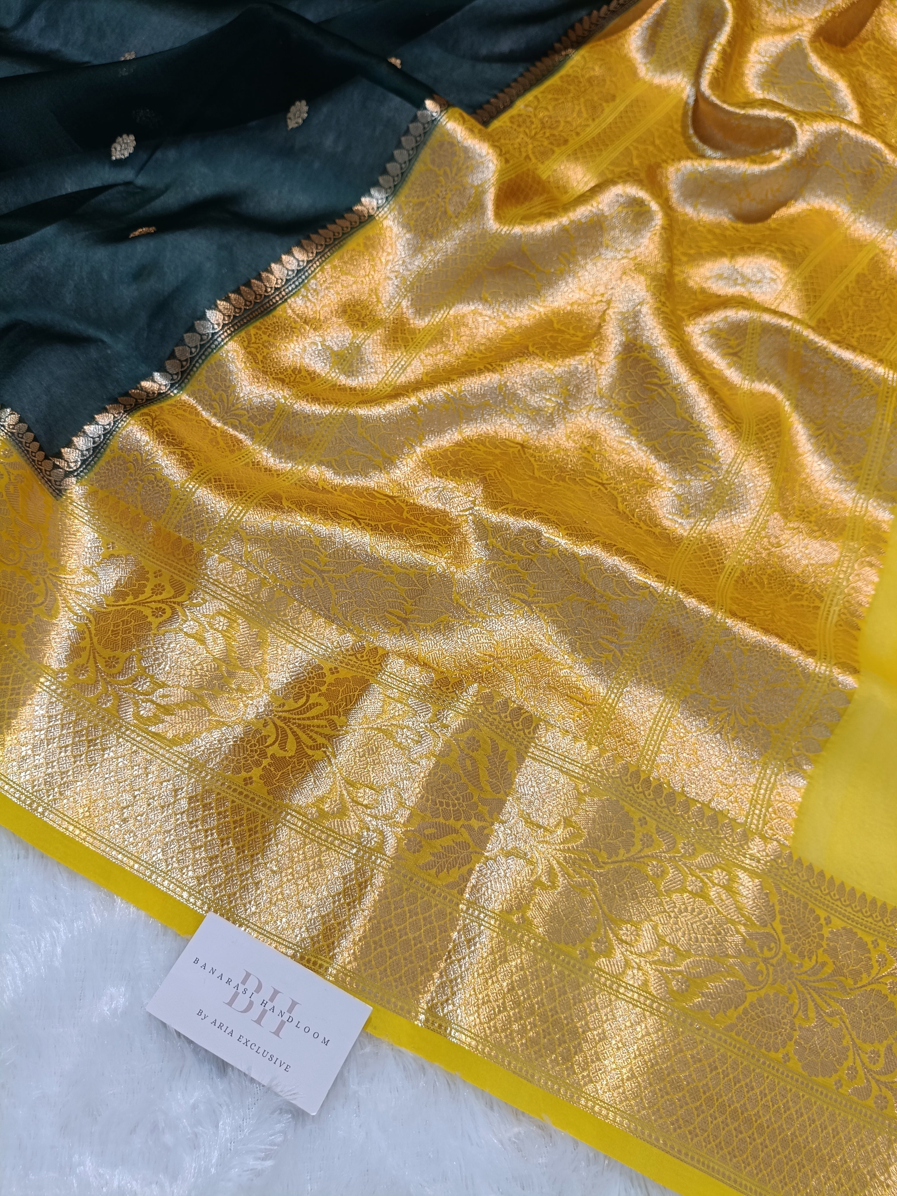 Pure Kora Organza Silk Banarasi Saree with Contrast Floral Border